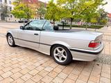 BMW 320i Cabrio Exclusiv Edition Exclusiv Edition - BMW 320 aus 1998: 320i