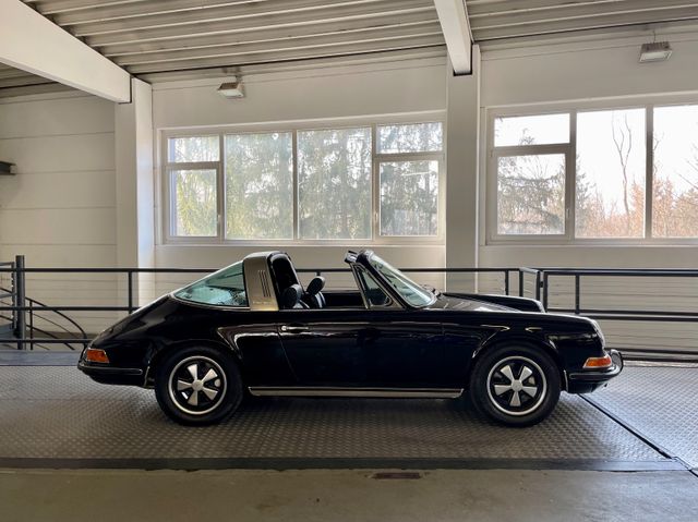 Porsche 911 S Targa 2.2  match. Nr. 3 Hd.