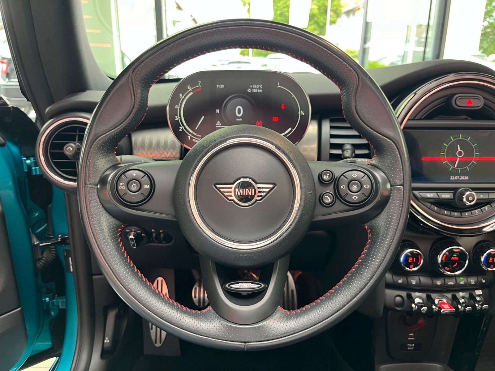 Fahrzeugabbildung MINI Cooper S Cabrio*JCW-Kit*JCW-Sitze*LED*Virtual*