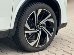 NISSAN Qashqai 1.3 Tekna+ DIG-T MHEV*HEAD UP*PANO*BOSE*