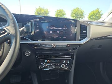Bild 12 Opel Mokka-e Elegance Navi Digitales Cockpit LED Appl