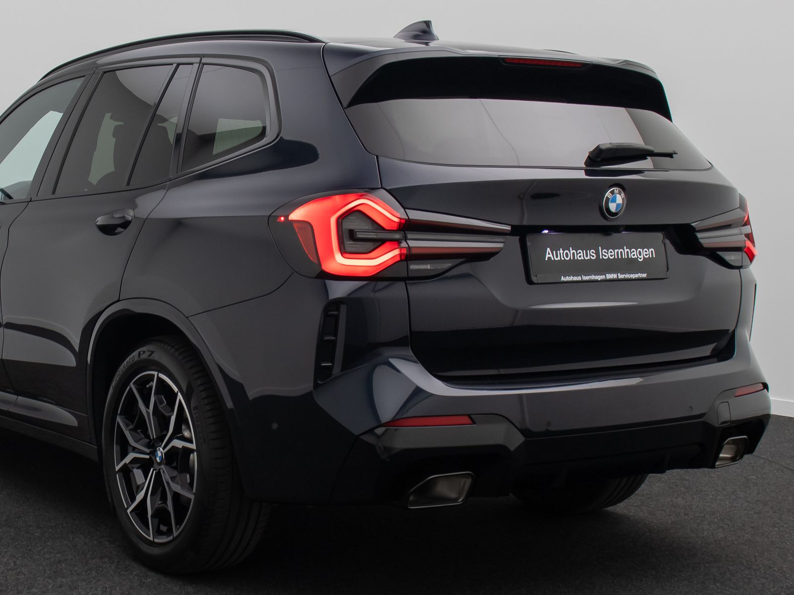 Fahrzeugabbildung BMW X3 xD20d M Sport 360° HUD Laser H/K Panorama 19"