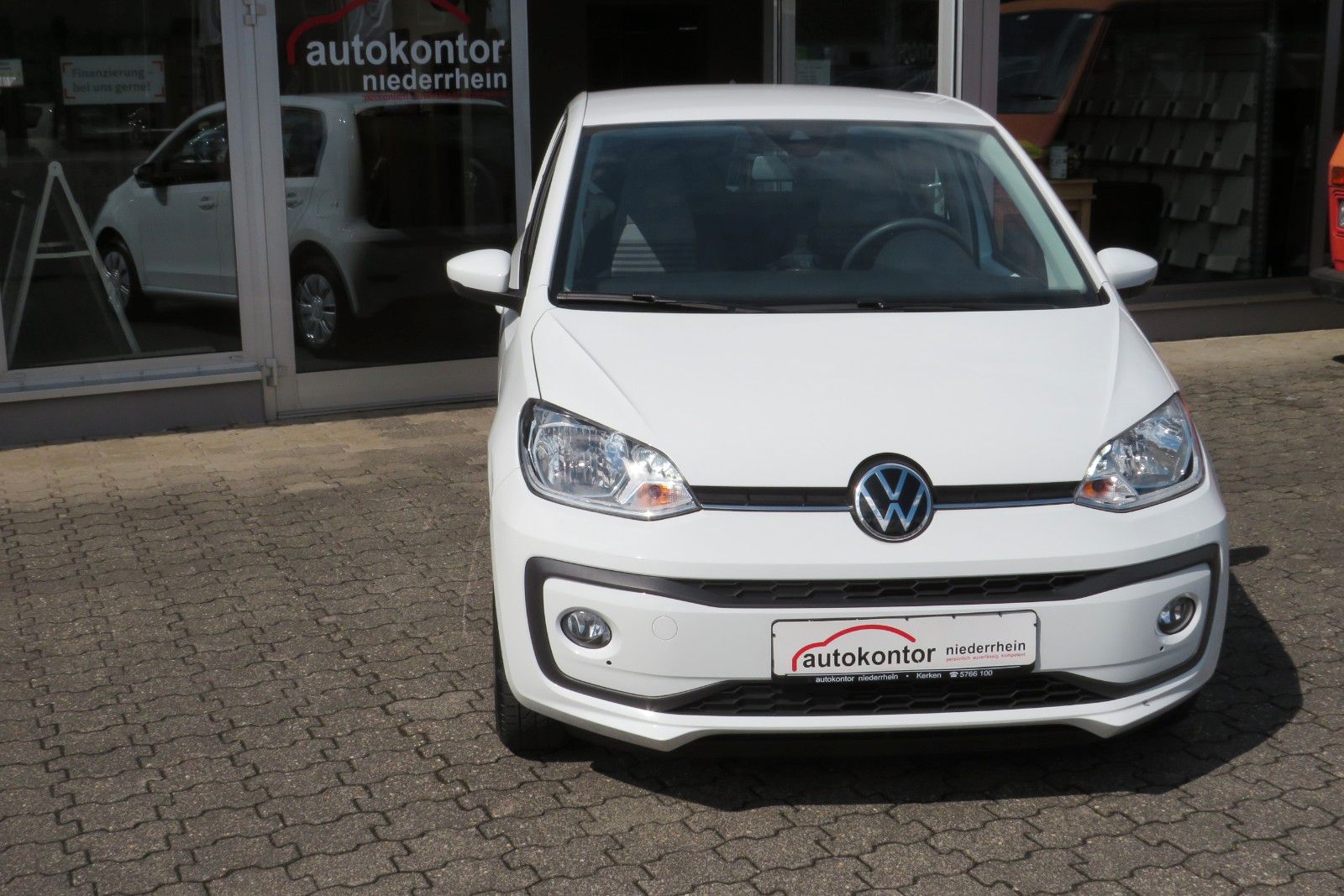 Fahrzeugabbildung Volkswagen up! 4T SITZH. GJ KLIMA TELVOR MAPS&MORE 1.HD