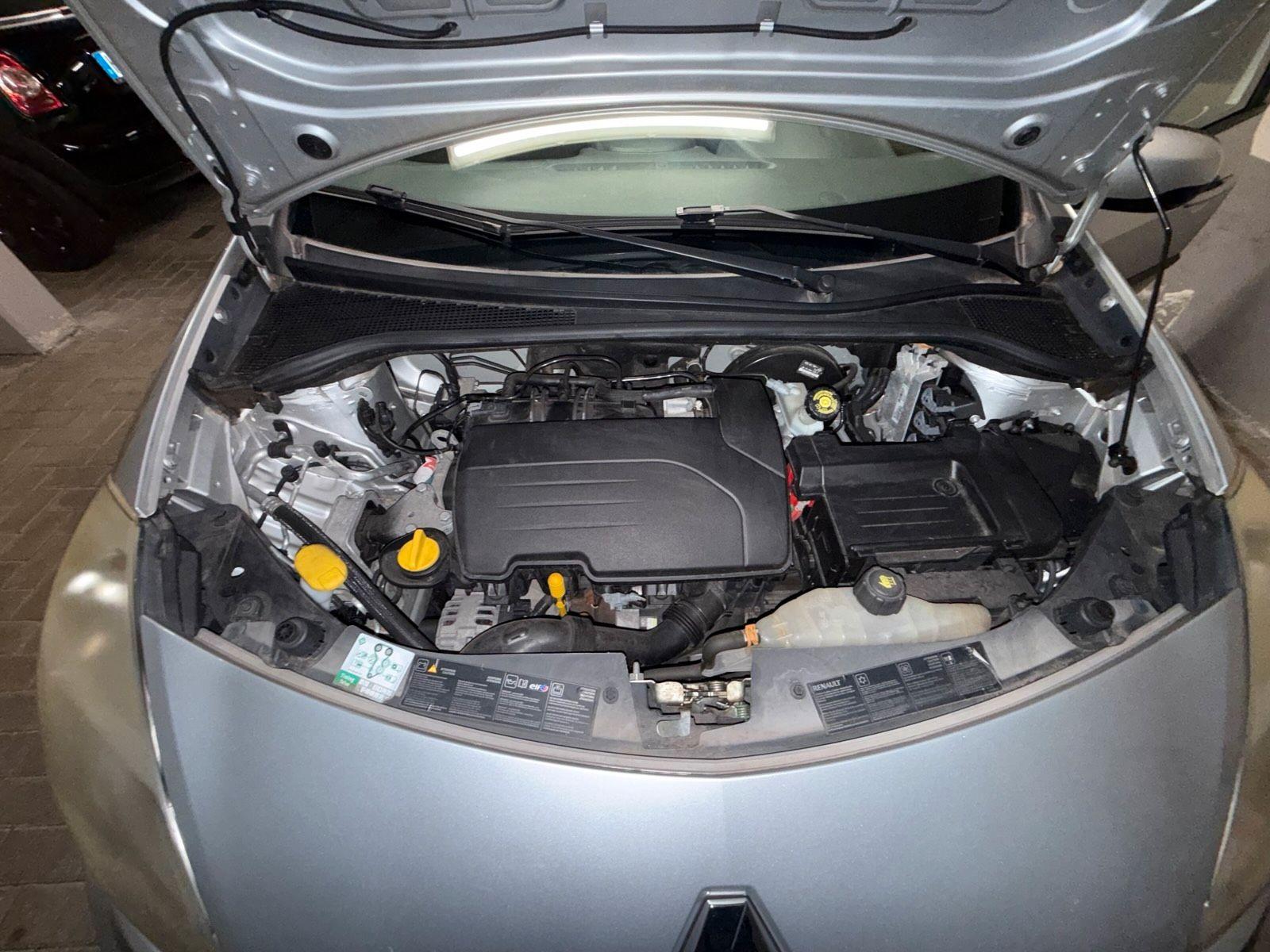 Renault Clio 2011 — photo 11