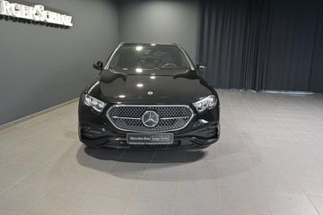 Mercedes E 200 - 11