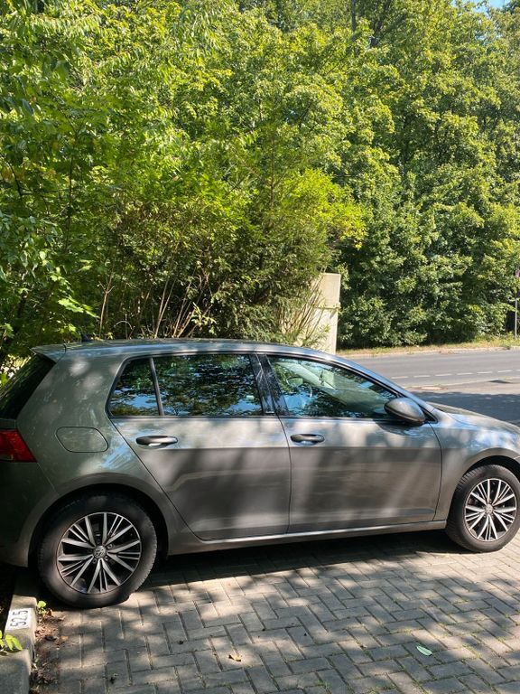 Image of Volkswagen Golf