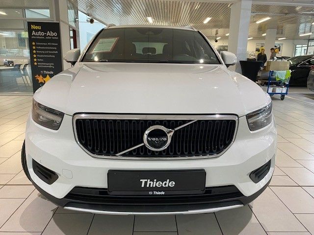 Fahrzeugabbildung Volvo XC40 Momentum Pro LED/NAVI/LEDER/PANO/360°/BLIS