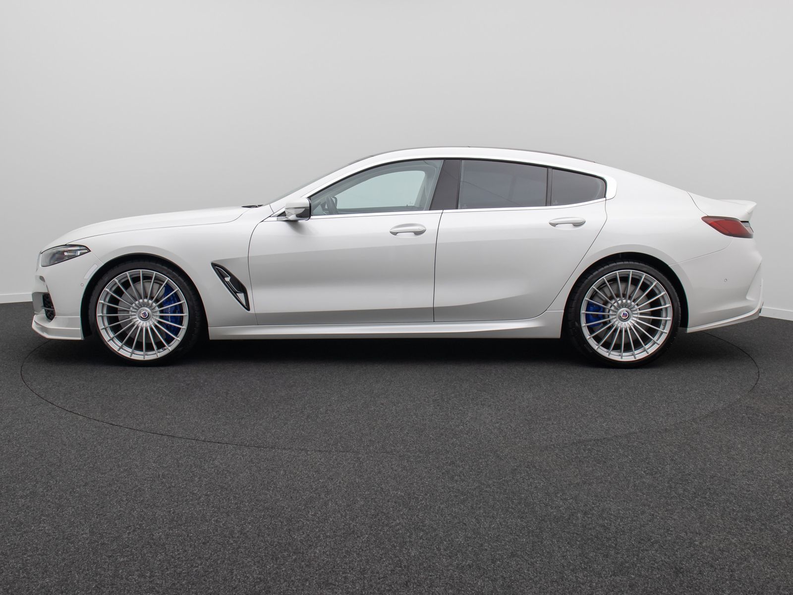 Fahrzeugabbildung ALPINA B8 SoftCl Laser B&W 360&deg;Panorama Individual Voll