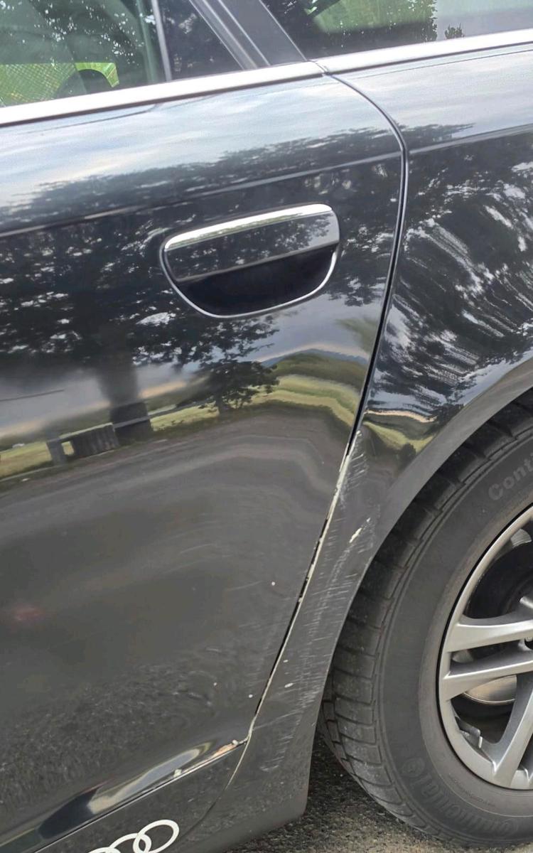 Audi A6 2006 — photo 12