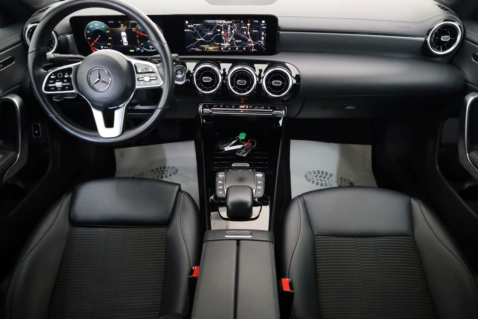 Fahrzeugabbildung Mercedes-Benz CLA 250 e Coupe Progressiv,T.Leder,Navi,Panorama