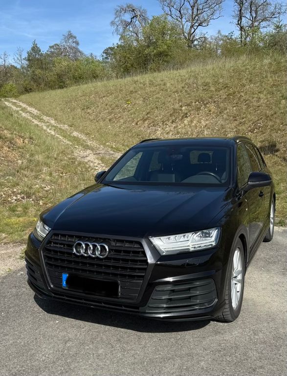 Image of Audi Q7