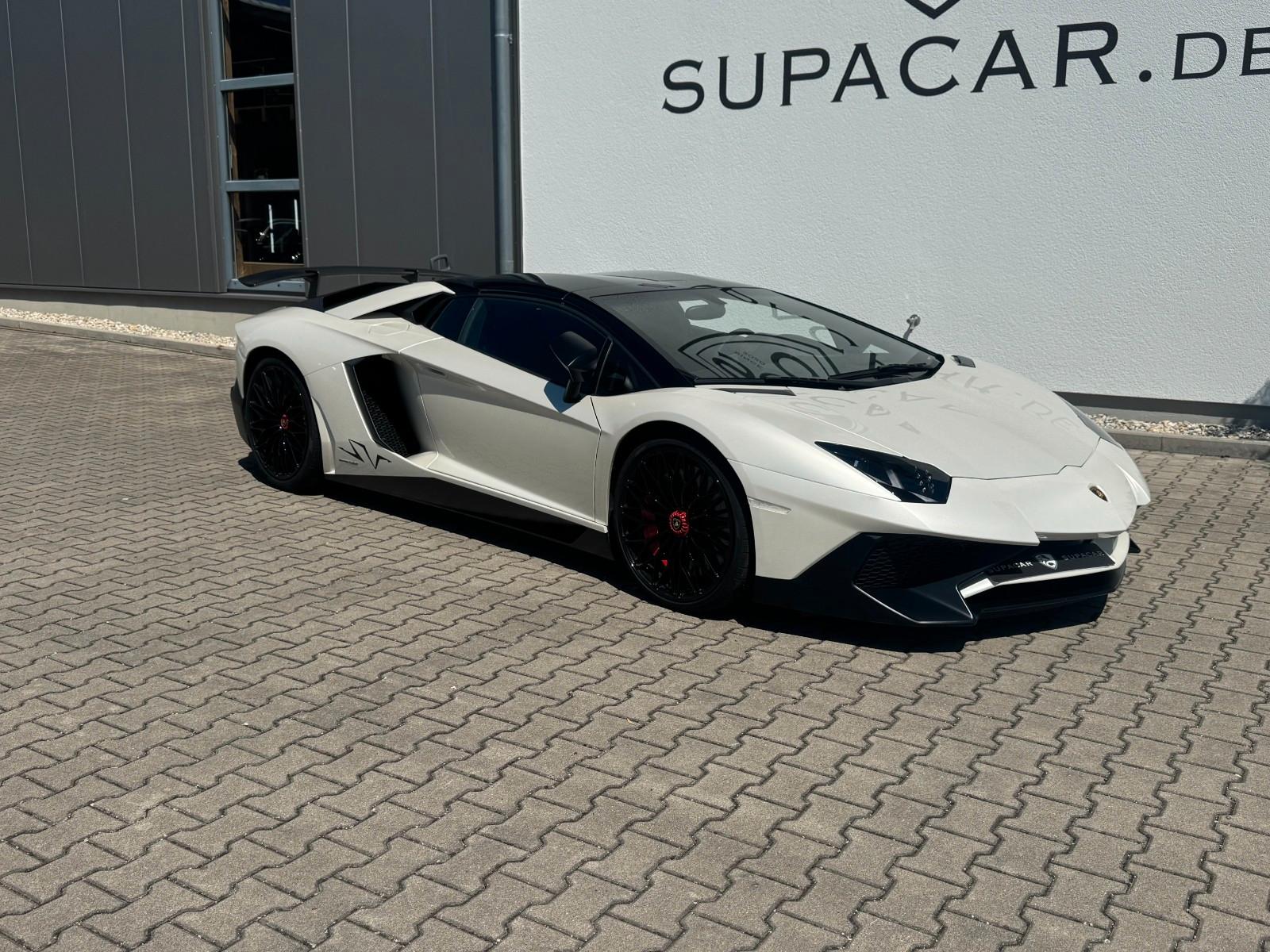 Lamborghini Aventador LP 750-4 SV Roadster*Carbon*Garantie*