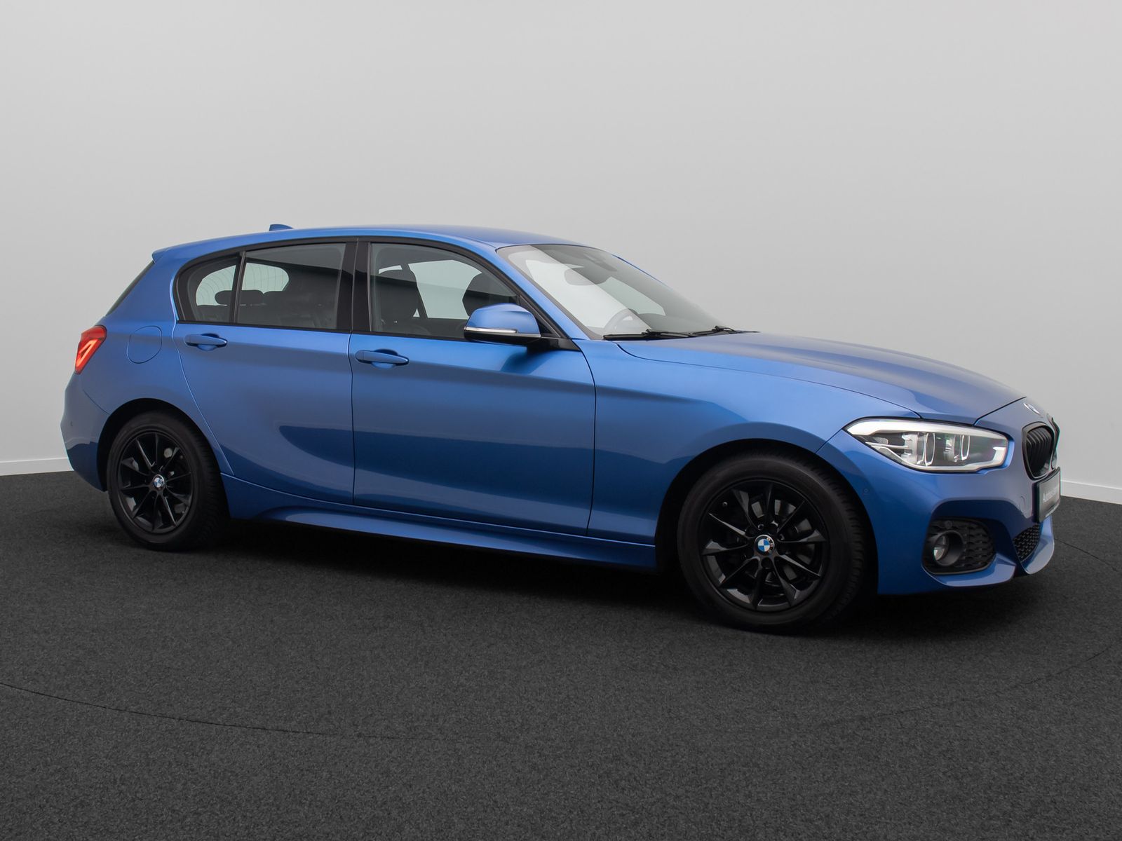 Fahrzeugabbildung BMW 116d MSport ParkAs DAB HiFi Leder Geschwindigreg