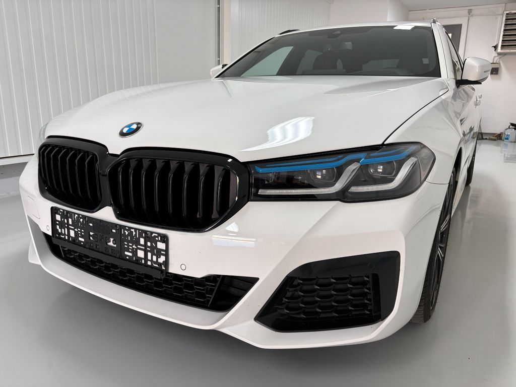 Image of BMW 530