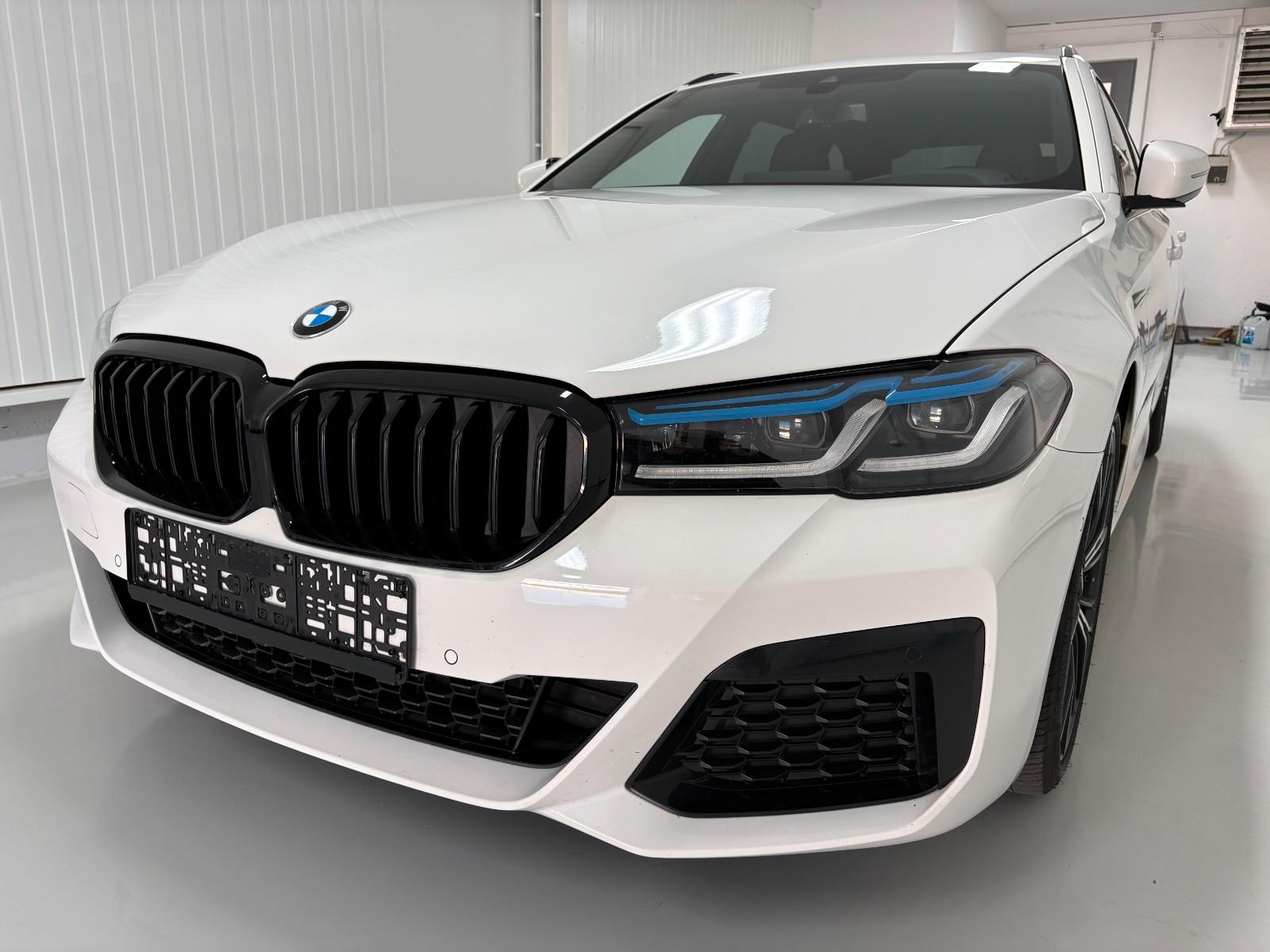 BMW 530d xDrive M Sport/Laser-Licht/Head-Up/AHK