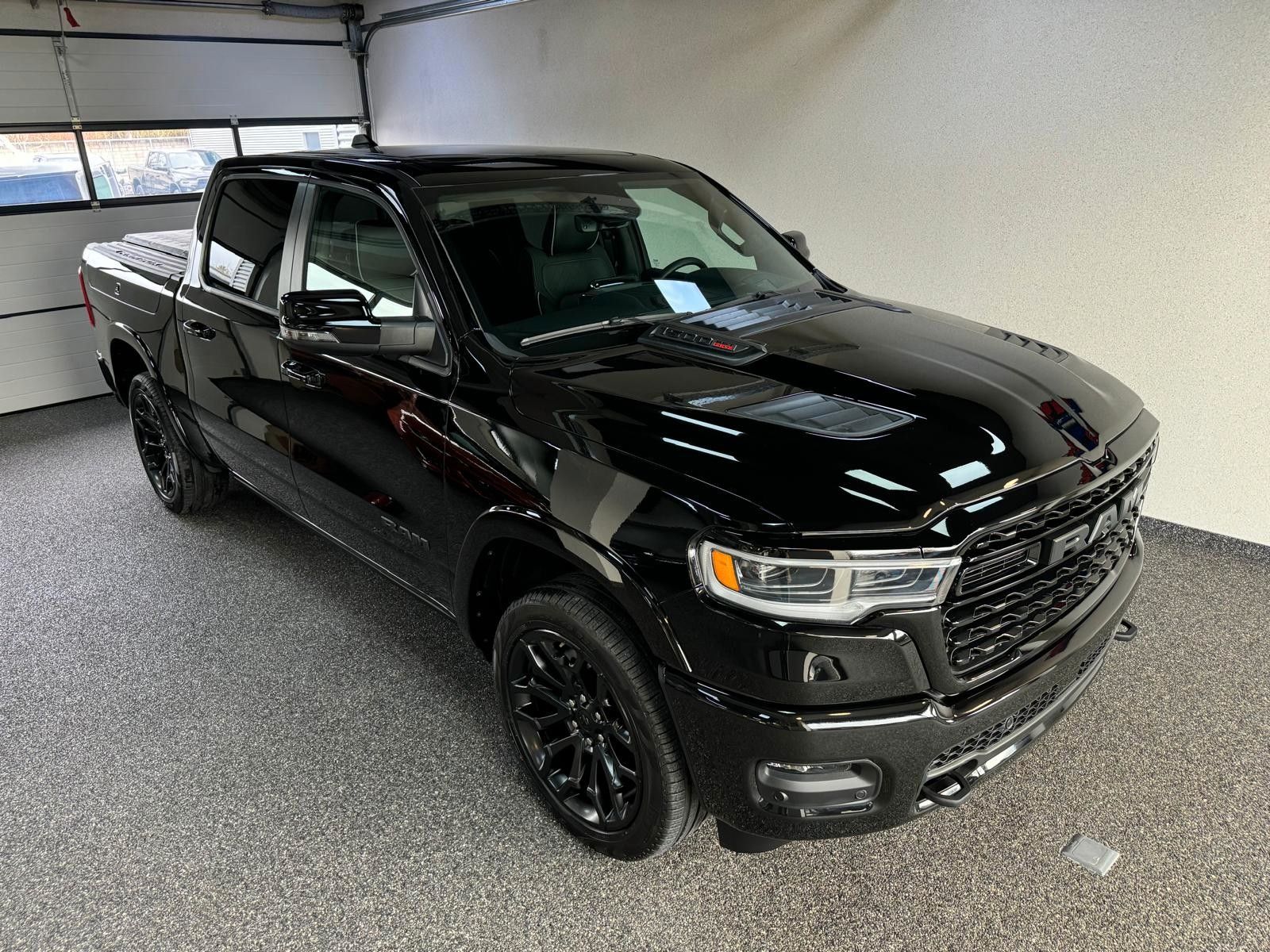 Fahrzeugabbildung Dodge RAM LIMITED HURRICANE 3.0L-HO 540 PS - RAMBOX