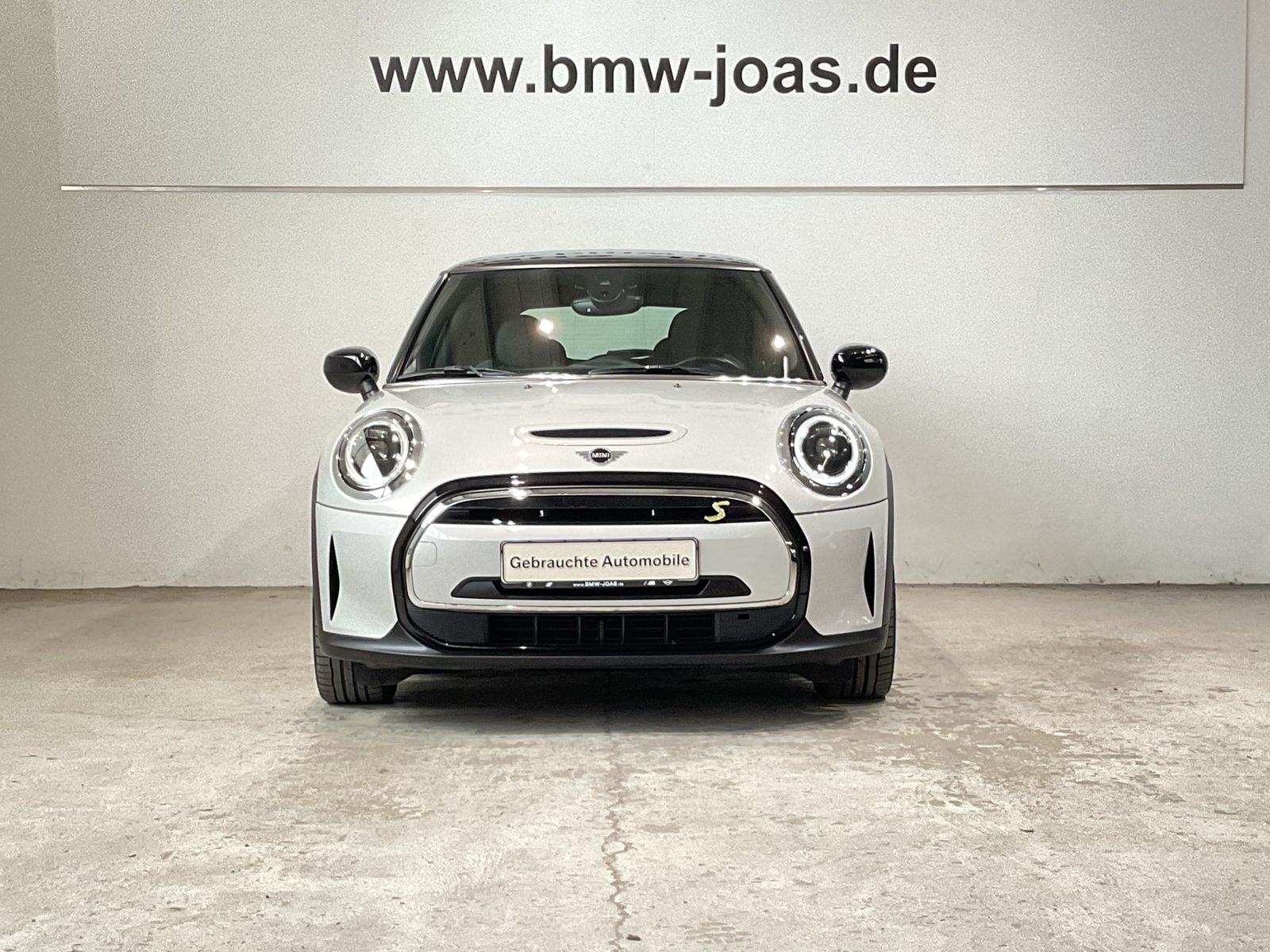 Fahrzeugabbildung MINI Cooper SE Elektro-Cityflitzer