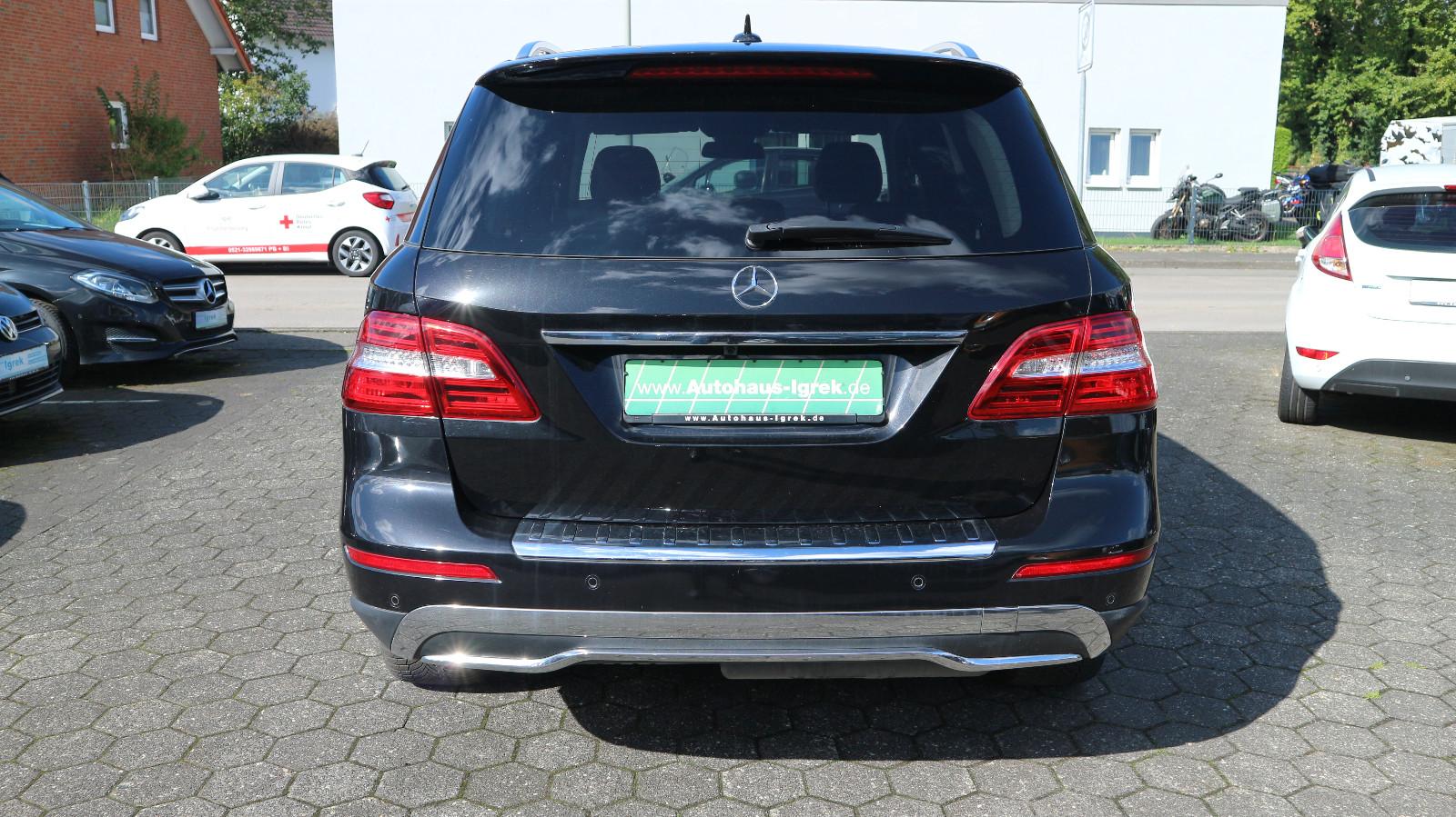 Mercedes-Benz ML 350 CDI BlueTec 4Matic AHK/Leder/NAVI/Xenon..