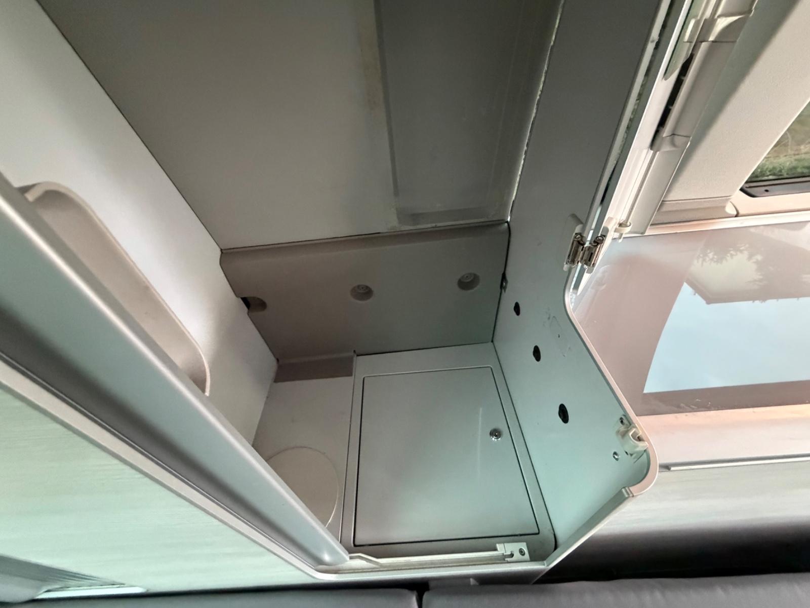 Volkswagen T6 California Coast +1.HAND+ACC+LED+MARKIESE+