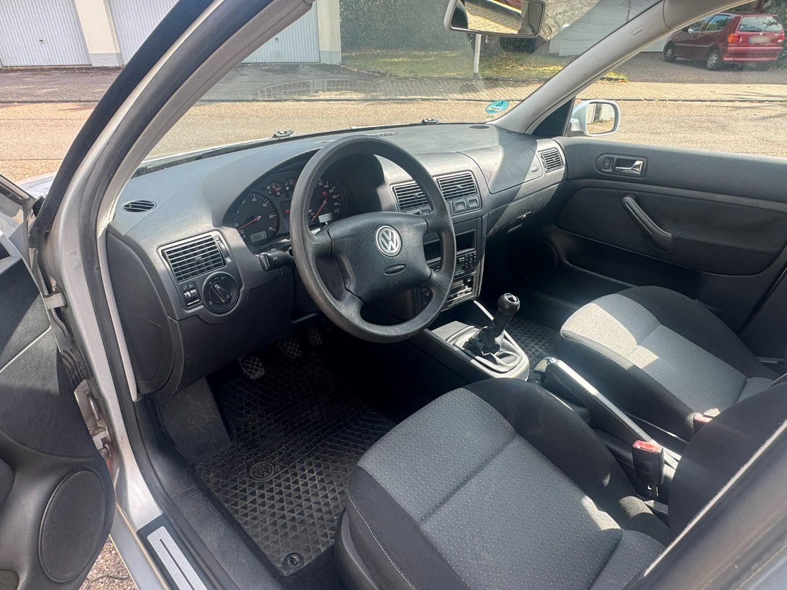 Volkswagen Golf 2004 — photo 9
