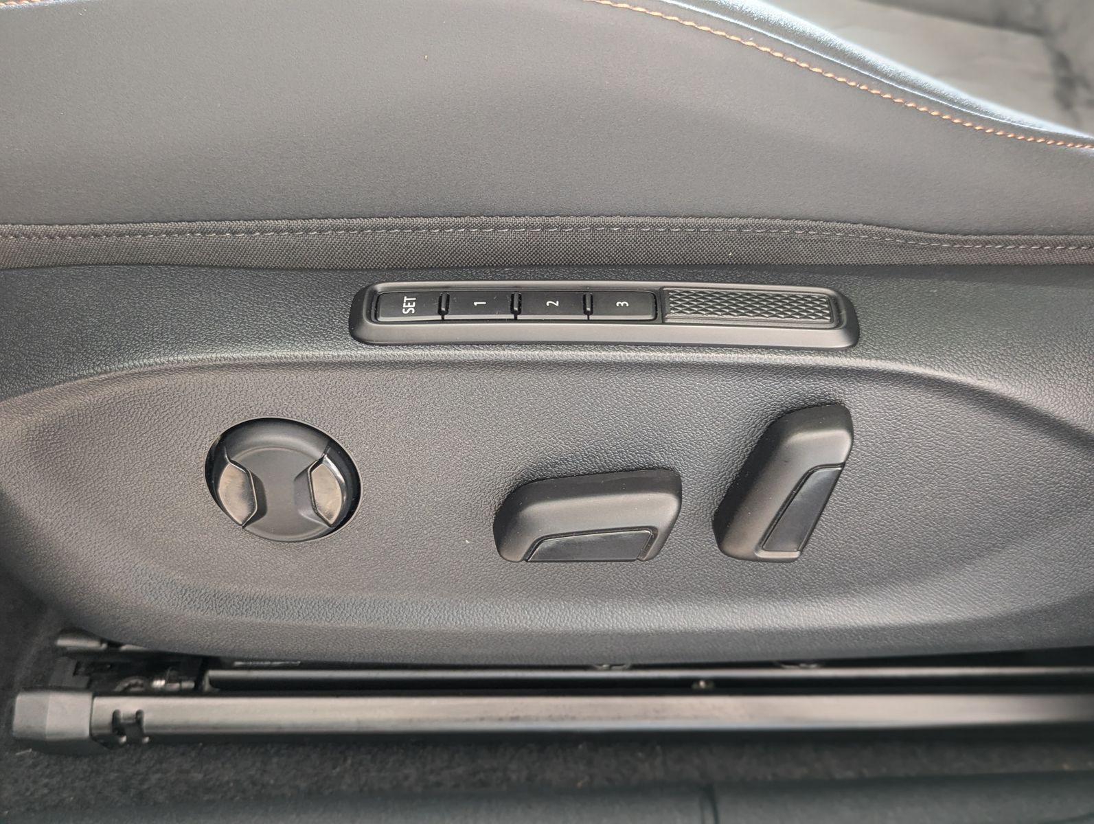 CUPRA Terramarr 2.0 VZ 4D Drive-XL HUD Matrix Pano 20" - Image 22