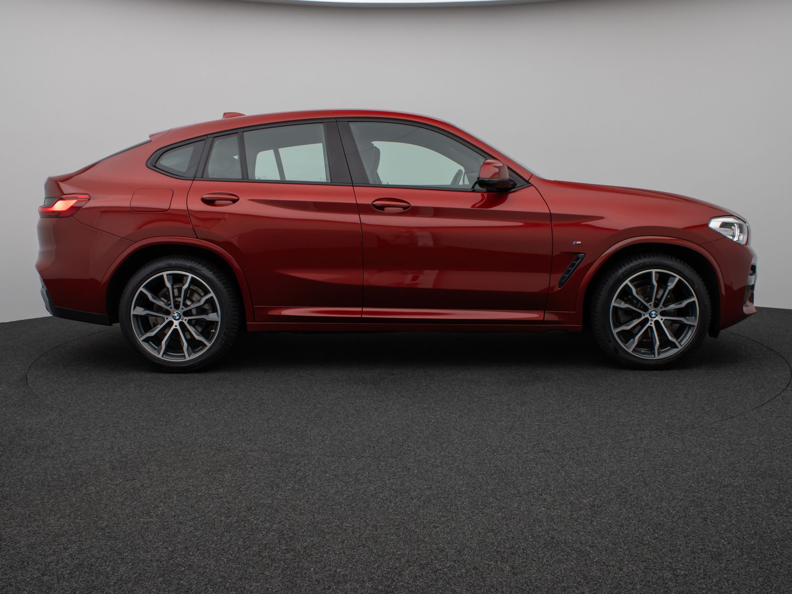 Fahrzeugabbildung BMW X4 xD20i MSport HUD DAB H/K Komfort Alarm 20Zoll
