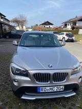 BMW X1 xDrive23d - - BMW X1: Beige