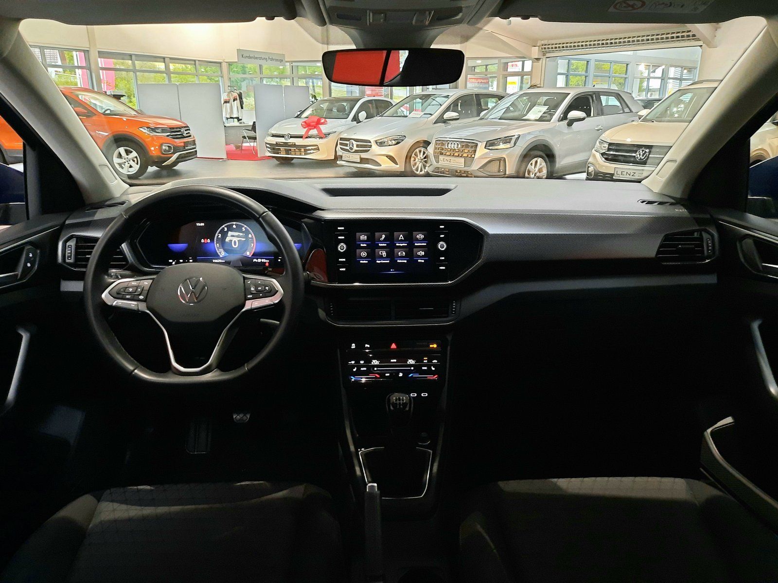 Fahrzeugabbildung Volkswagen T-Cross Life TSI *AHK*Cam*Sitzhzg*PDC*ACC*