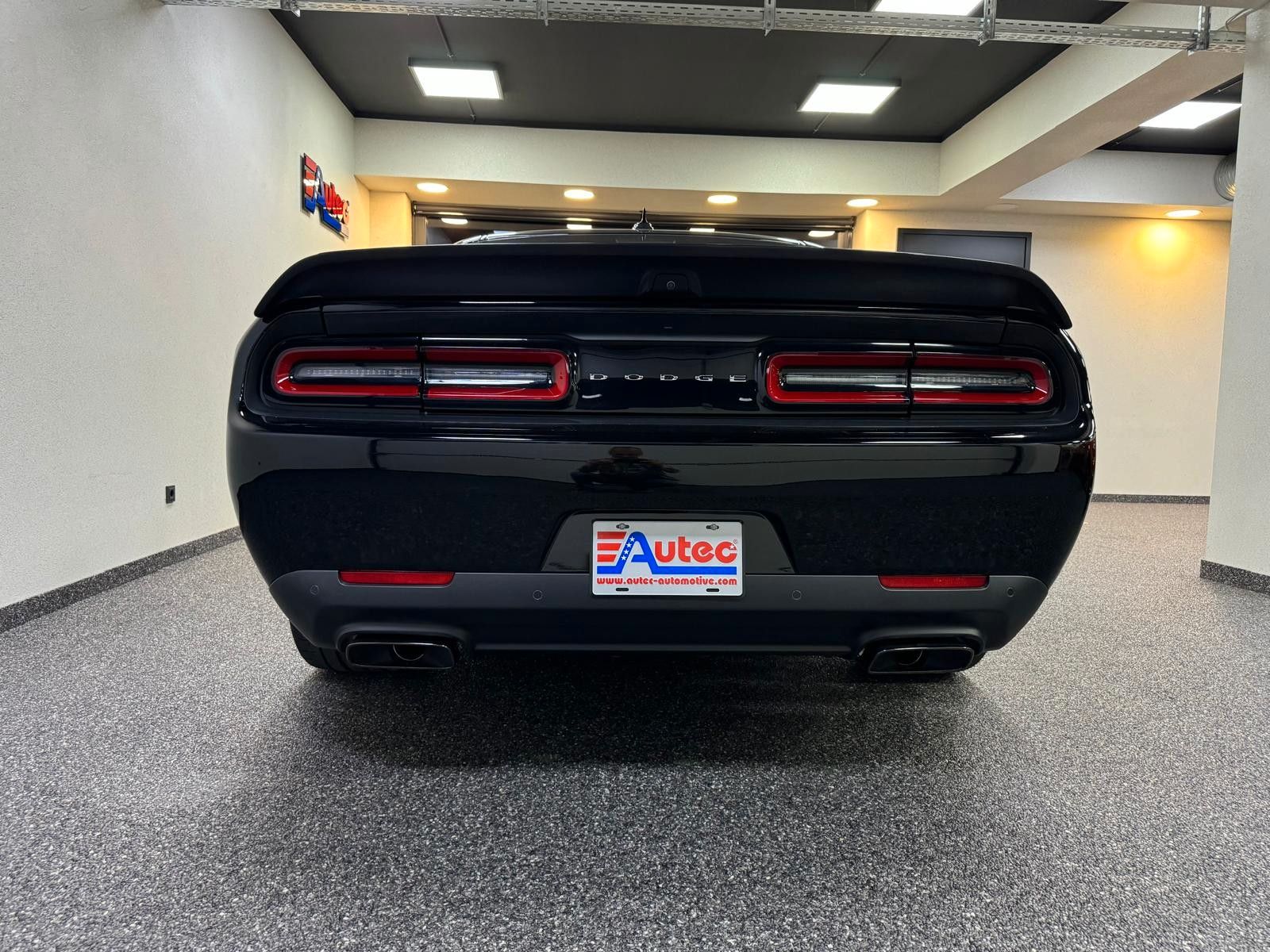 Fahrzeugabbildung Dodge HELLCAT JAILBREAK -LAST CALL-YELLOW CALIPERS