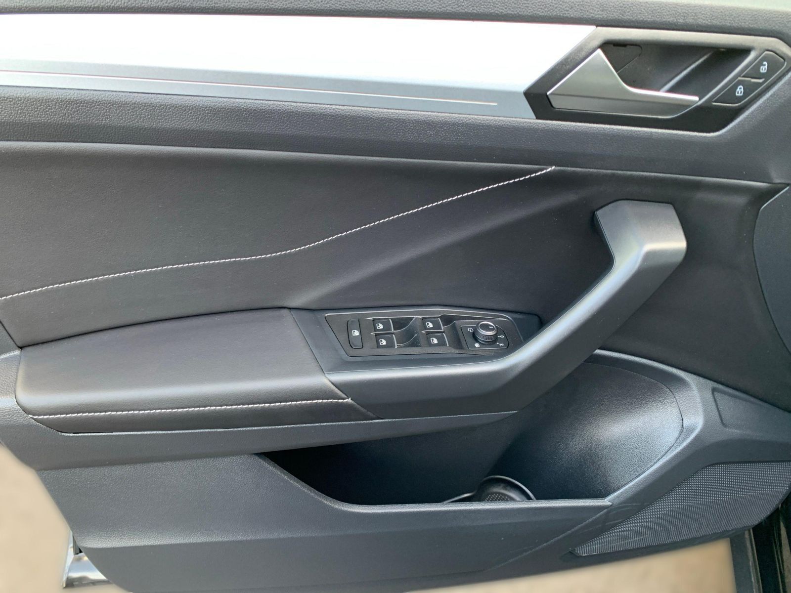 Volkswagen T-Roc - Bild 10