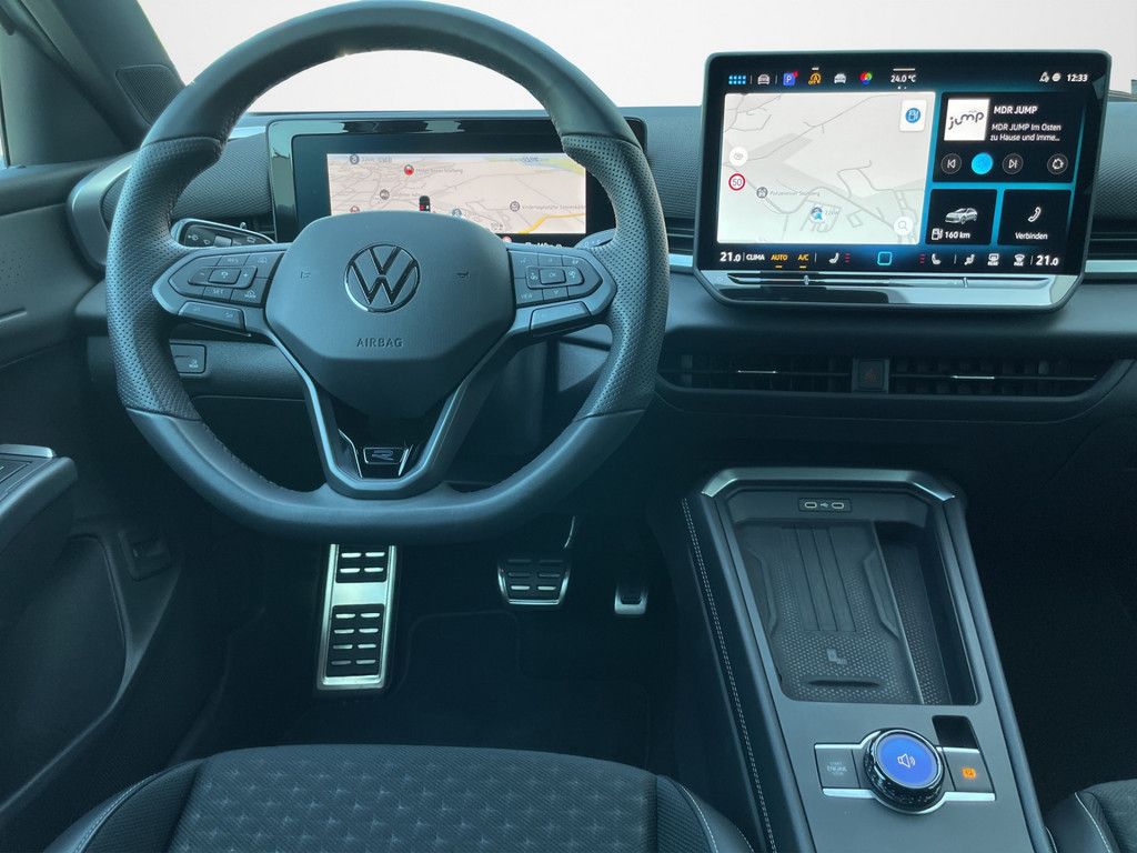 Volkswagen T-Roc 1.5 eTSI R-Line DSG MATRIX NAV HUD KAM 19 foto 2