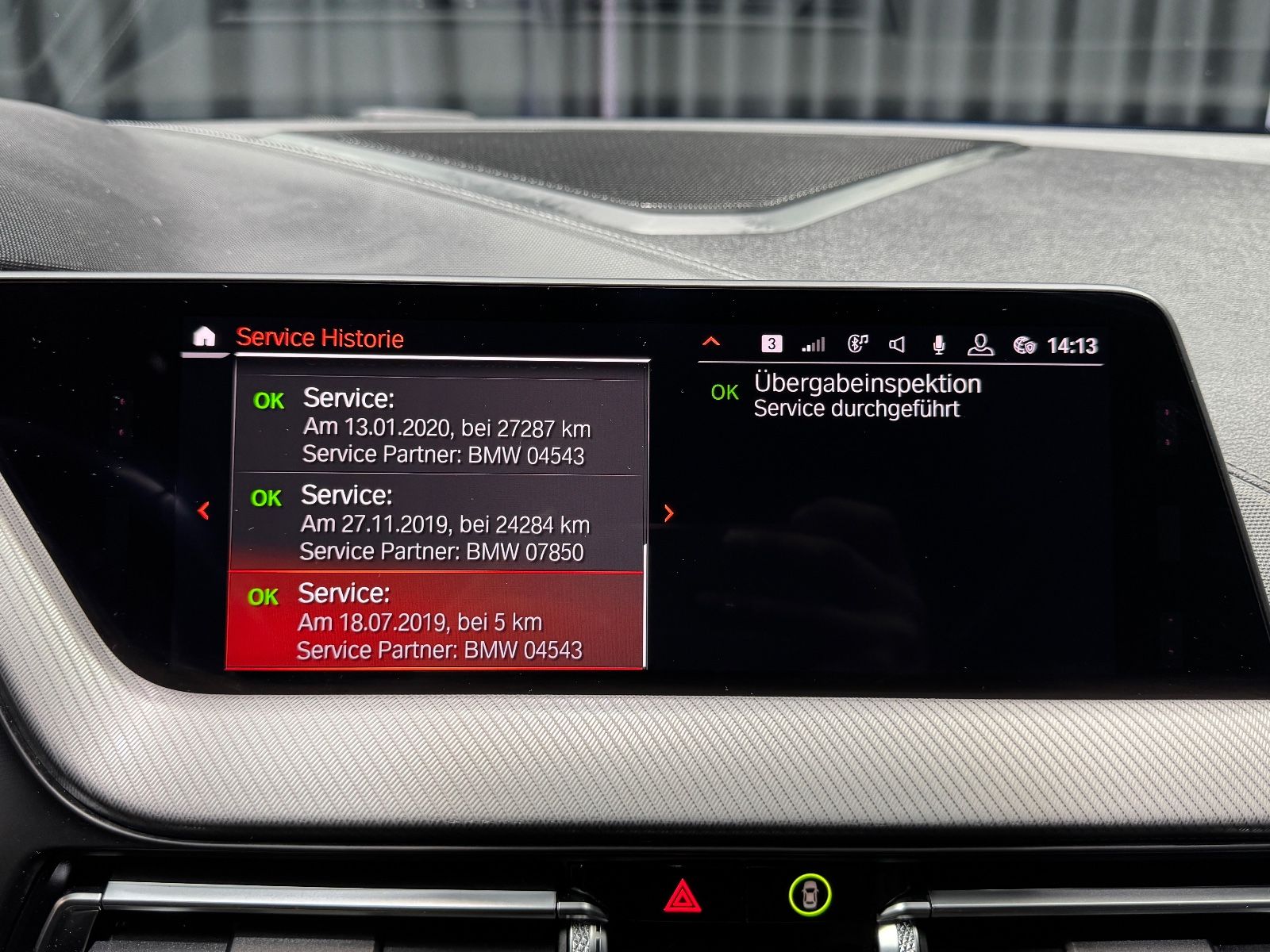 Fahrzeugabbildung BMW M135 i xDrive|H/K|NAVI|ACC|HEAD-UP|SPORTSITZE|