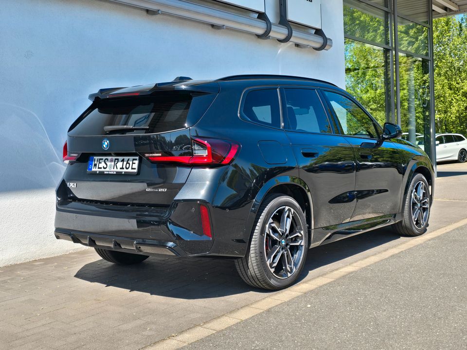 BMW iX1 - Bild 3