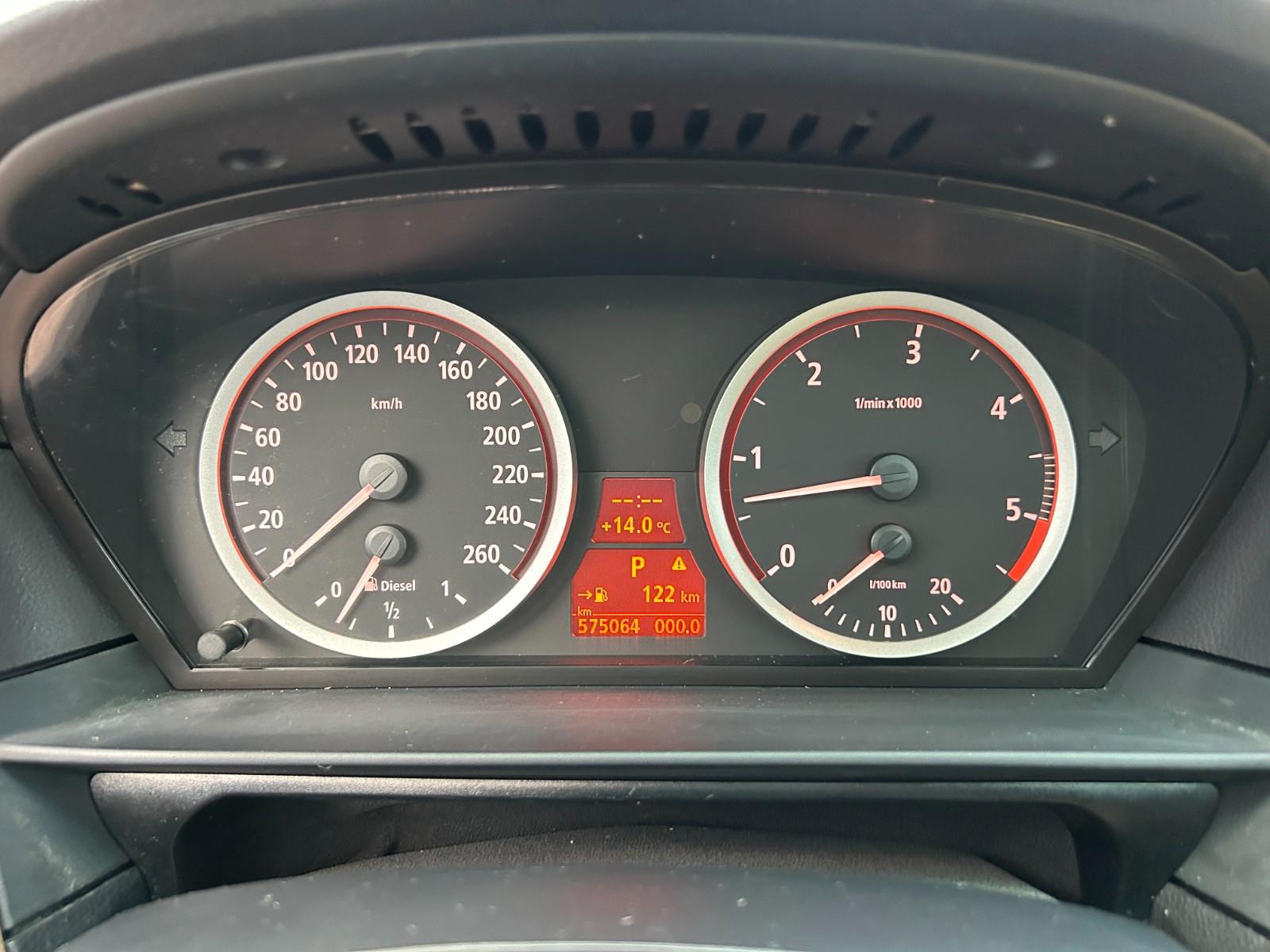 BMW 530 2005 — photo 11