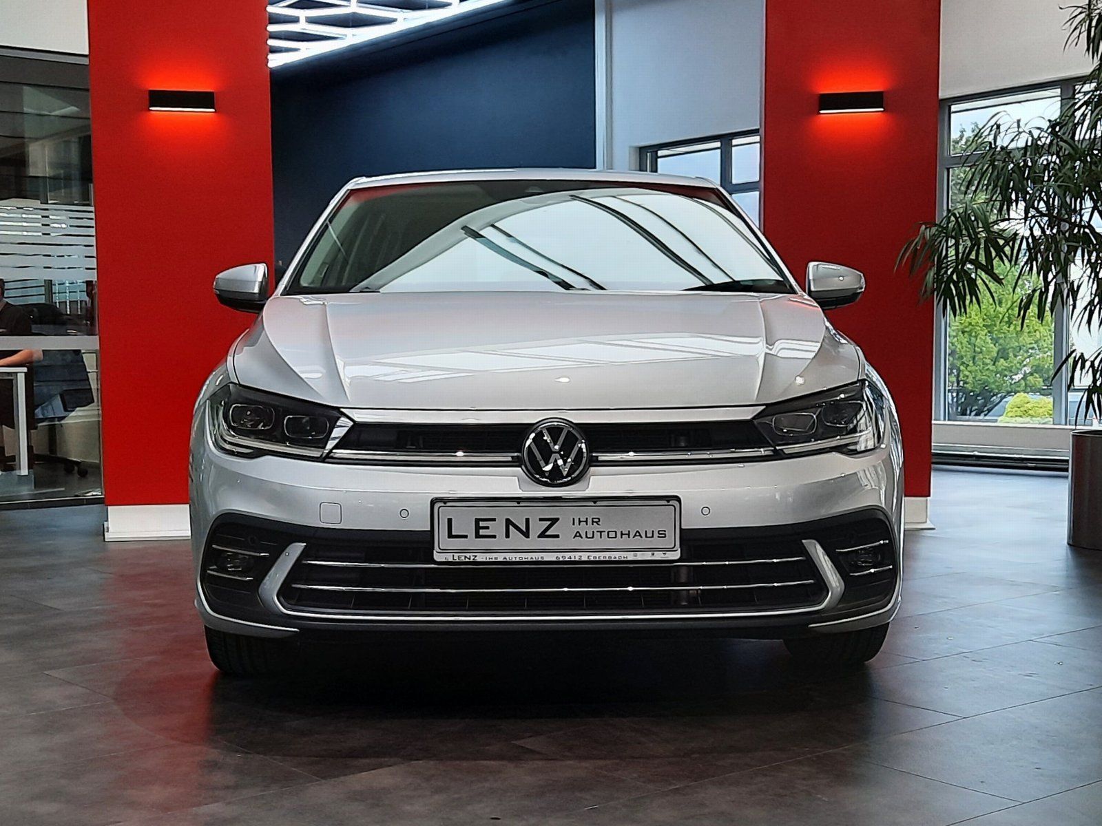 Fahrzeugabbildung Volkswagen Polo Style TSI DSG *Navi*Cam*LED*PDC*Sitzhzg*ACC