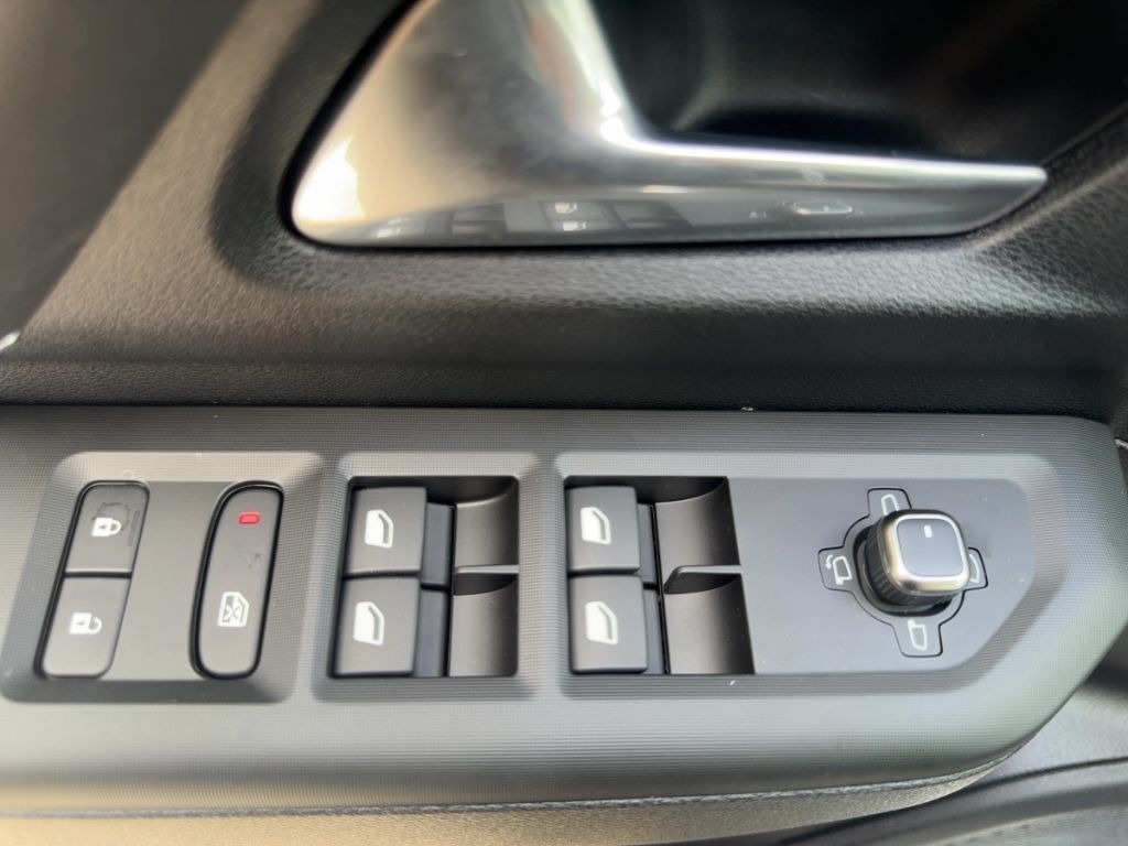 Fahrzeugabbildung Jeep Compass First Edition MATRIX Rückfahrk. WINTER