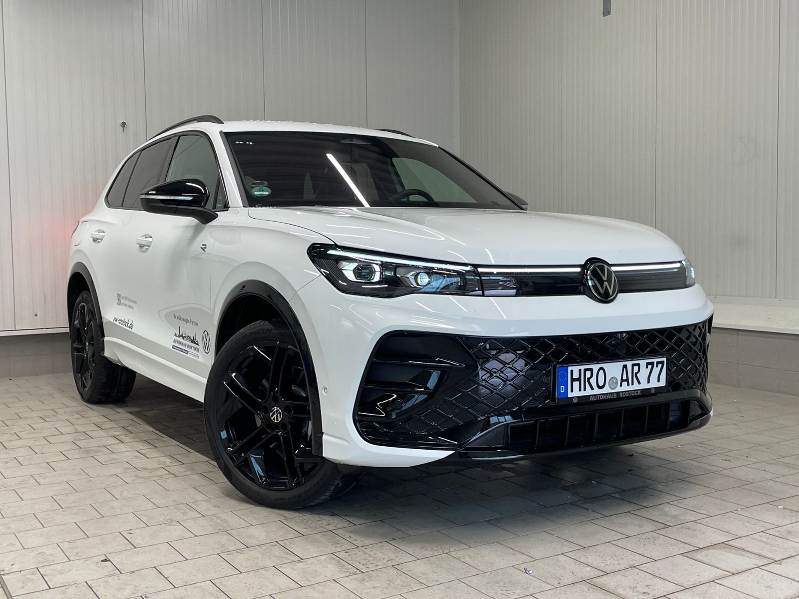 Tiguan R-Line 1.5 TSI eHybrid DSG AHK MATRIX-LED