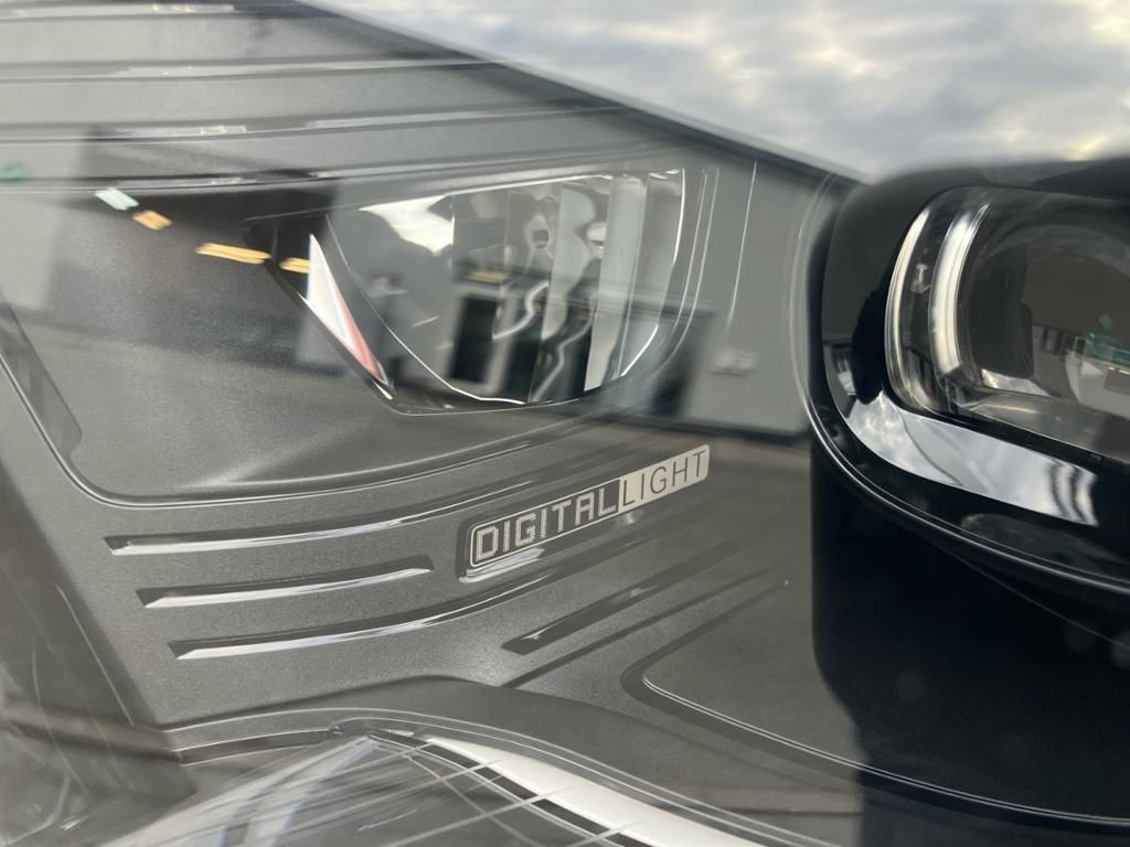 Fahrzeugabbildung Mercedes-Benz E 220 d T AMG*NIGHT*MEMO*KEYL*BURM*DIGITAL-LIGHT