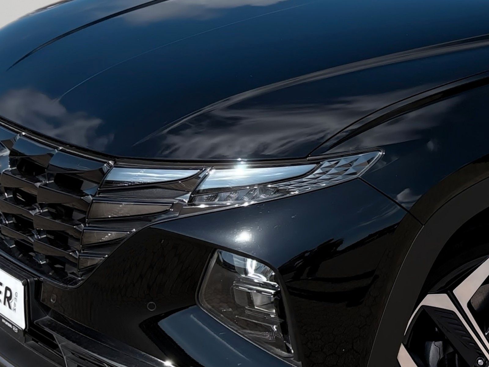 Fahrzeugabbildung Hyundai Tucson Trend Plug-In Hybrid Pano ECS & Assist