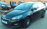 Opel Astra J Sports Tourer Energy - Opel Astra ENERGY mit Benzin-Antrieb