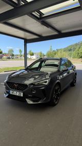 Cupra Formentor 1.4 e-HYBRID 180kW Priority VZ  - Cupra Formentor: Priority Vz