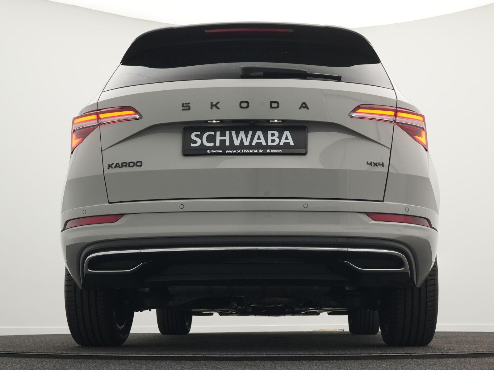 Skoda Karoq Sportline 2.0 TSI 4x4 DSG*AHK*R-KAM*LED*18