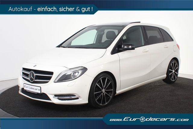 Mercedes-Benz B 200 Sport *Pano.*Leder*Xenon*Night*Navi*