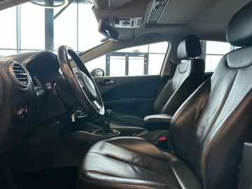 Seat Leon Comfort Limited *2. Hand*Klima*SHZ*Navi*PDC