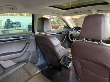 Skoda Superb Lim. L&K *Pano*Xenon*Kamera*