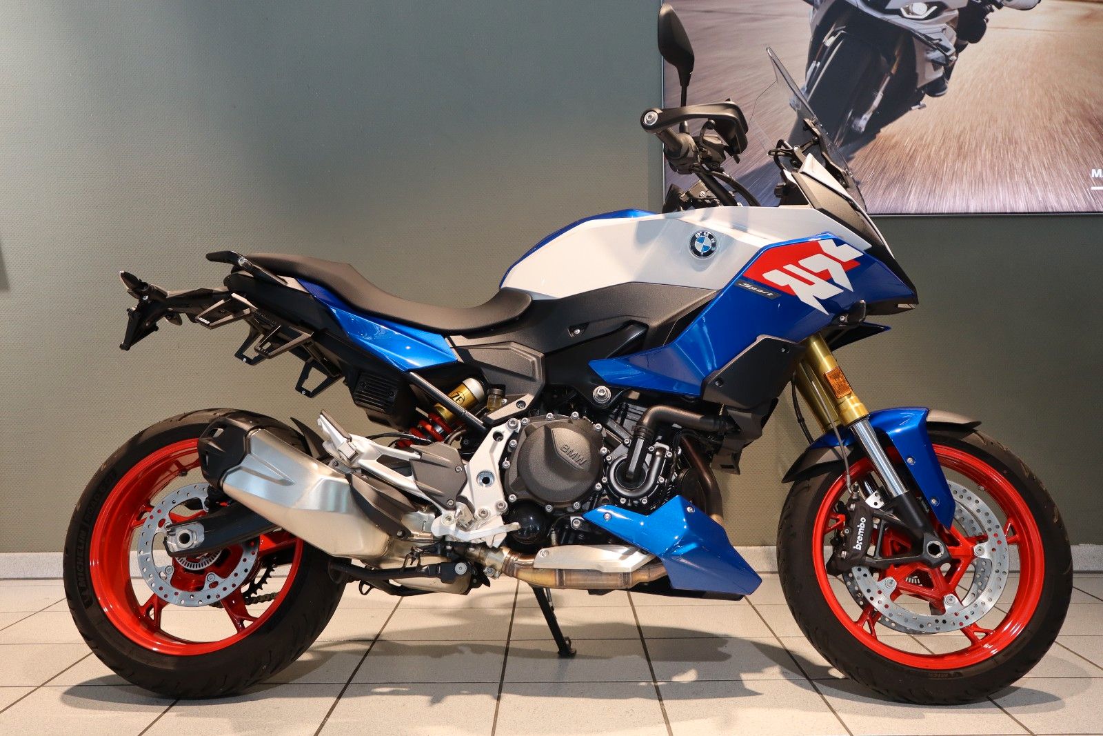 Fahrzeugabbildung BMW F 900 XR