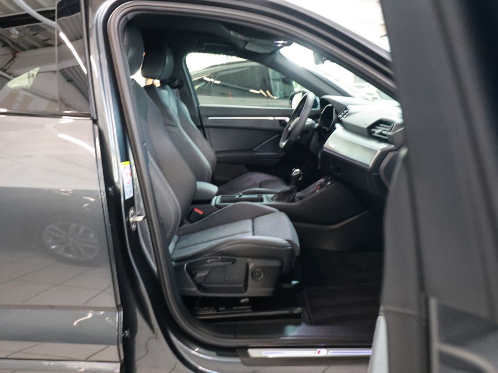 Audi Q3 Sportback 40 TFSI quattro S tronic S Line LED foto 3