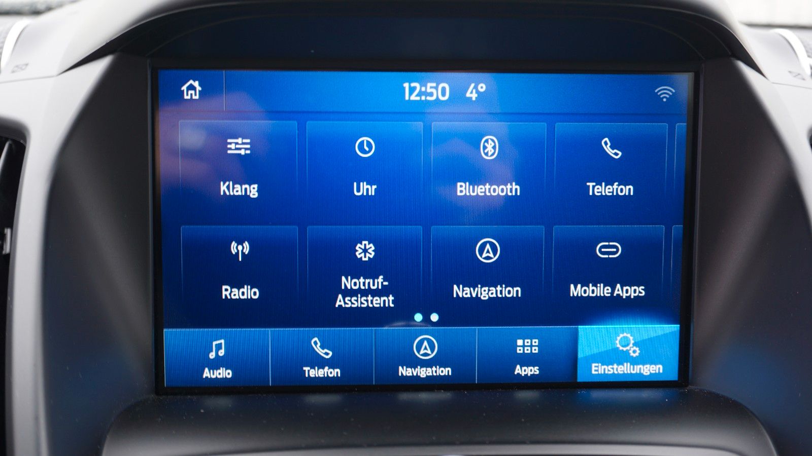 Fahrzeugabbildung Ford Kuga Titanium, Navi, Allrad, PDC, LED