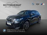 BMW iX2 xDrive30 M Sport 20" AHK AC22kW H&K 360° - schwarze BMW iX2