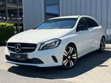 Mercedes-Benz A 200 Score LED Comand Kamera Diamant-Grill SHZ - Mercedes-Benz: Comand